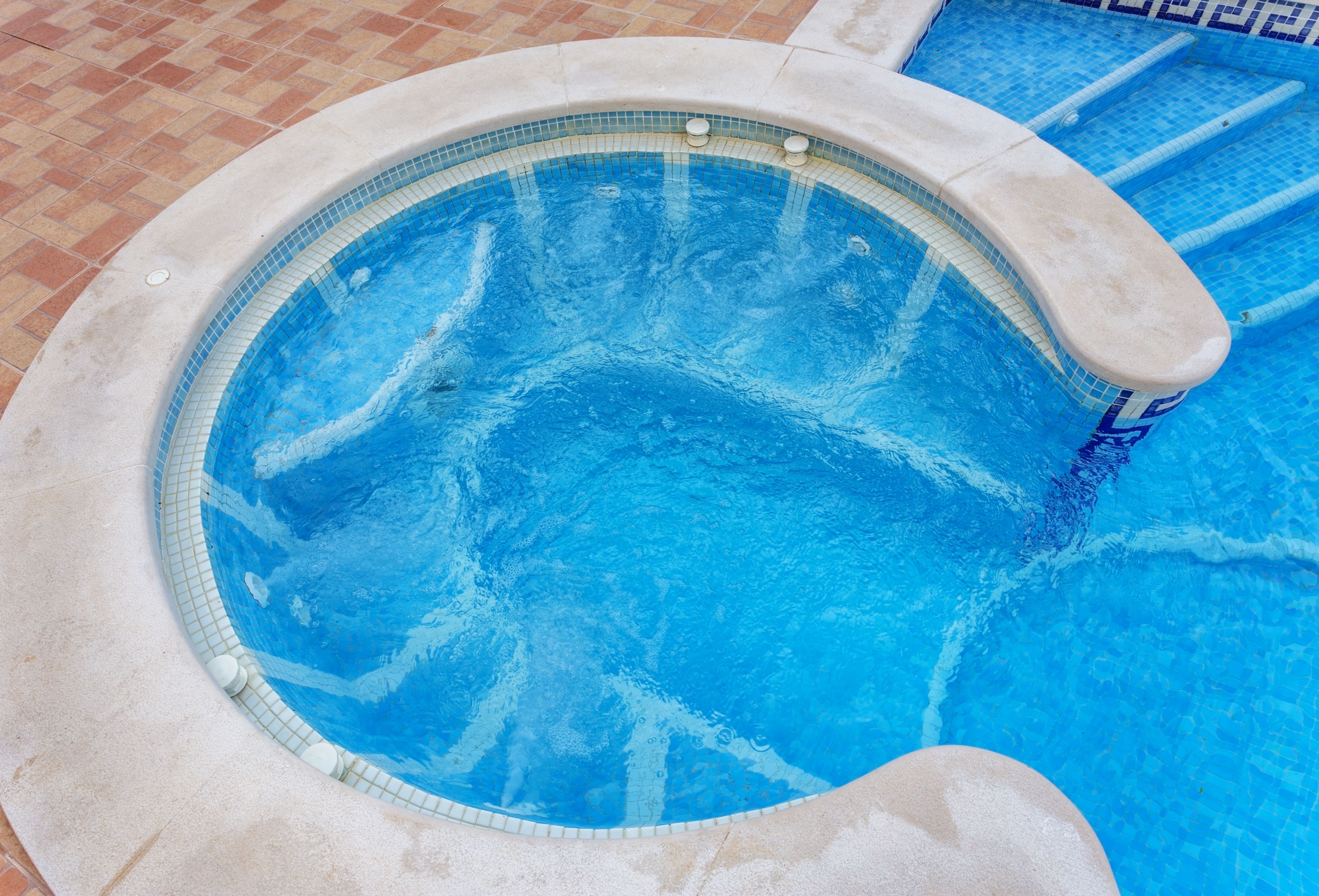 Propane heated outdoor pool