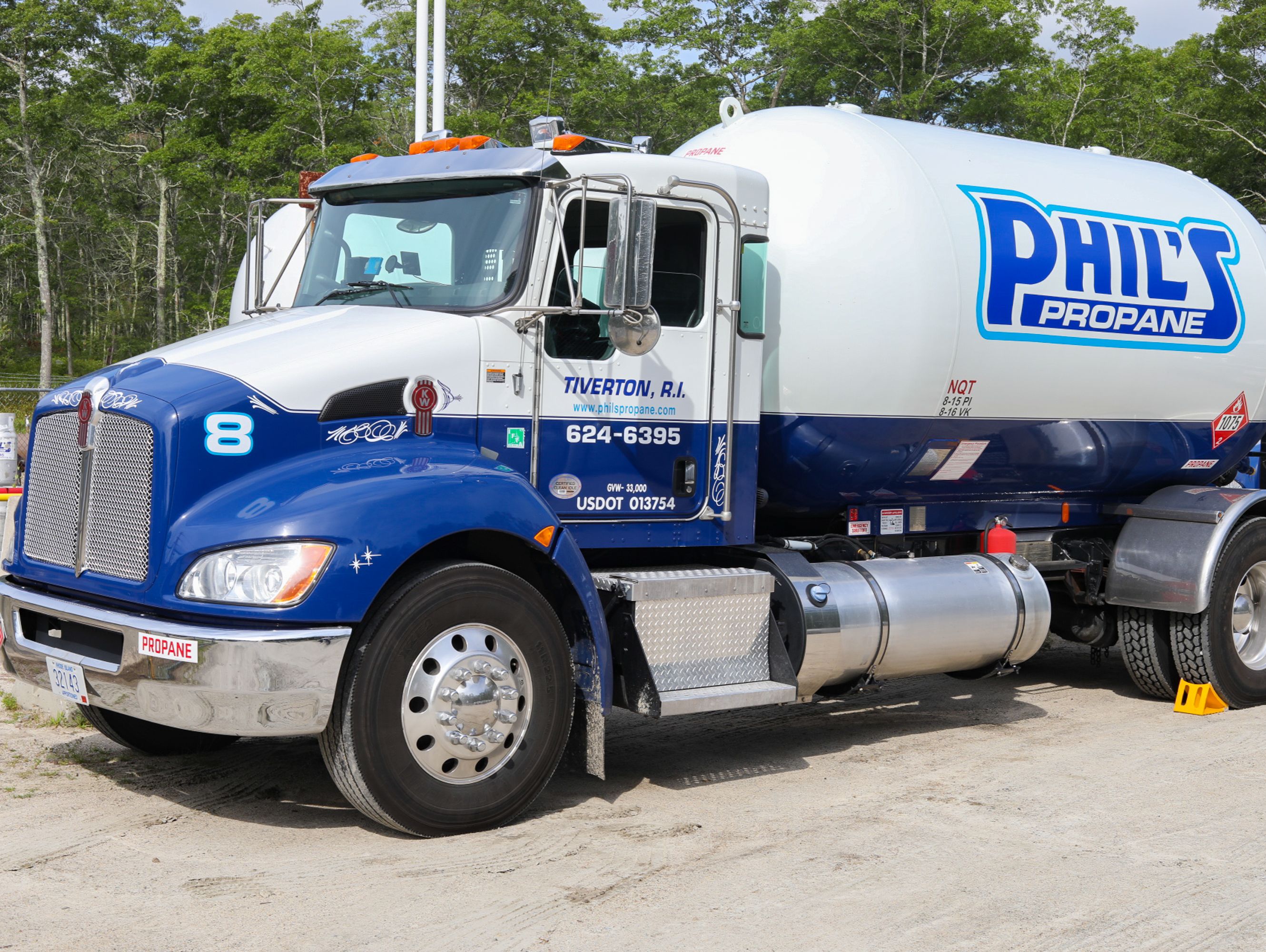 Phil's Propane delivery truck