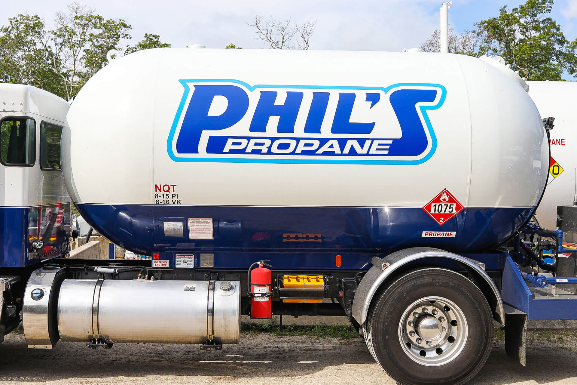 close up of Phil's Propane logo on a tanker truck