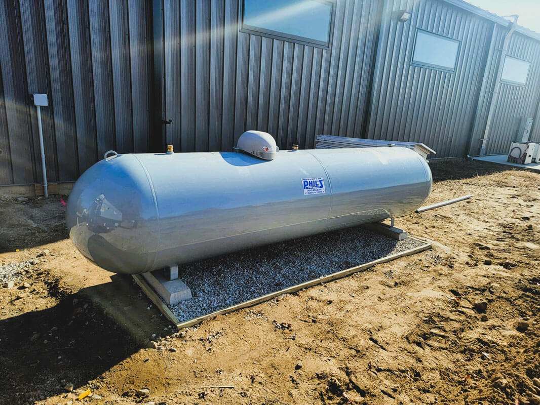 1000 gal commercial propane tank